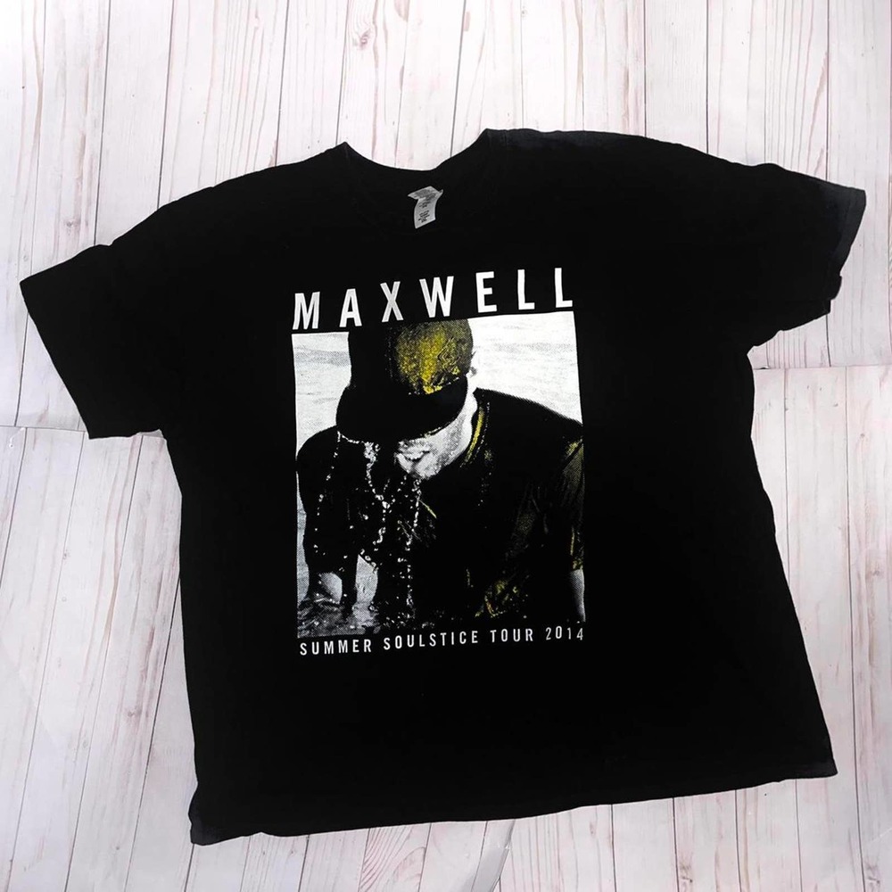 Retro 2014 maxwell tour tee shirt